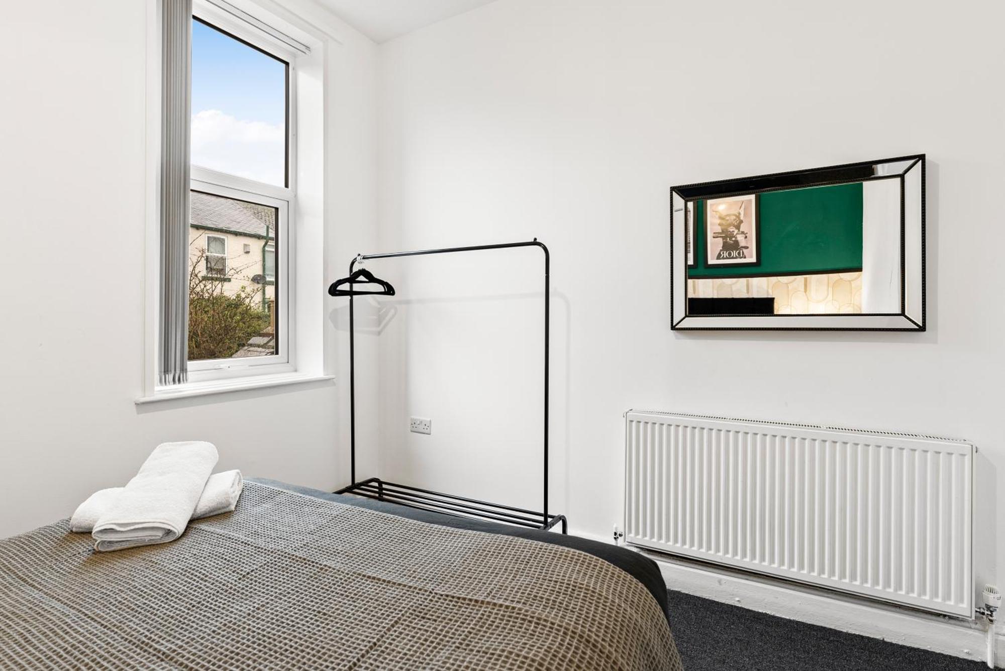 20 Percent Off! Stylish Sheffield Abode Sleeps 12 Apartment Exterior foto